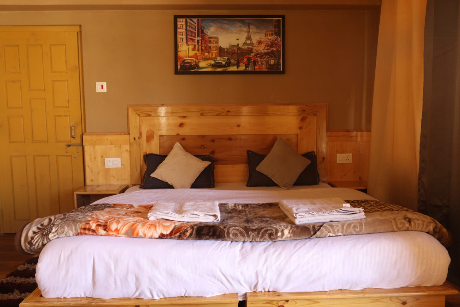 Hotel Centre View Kaza