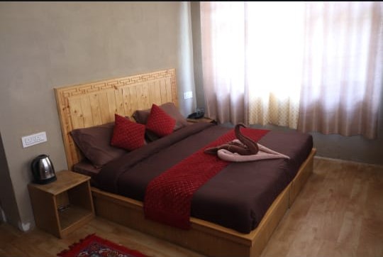 Om Mud Guest House Tabo
